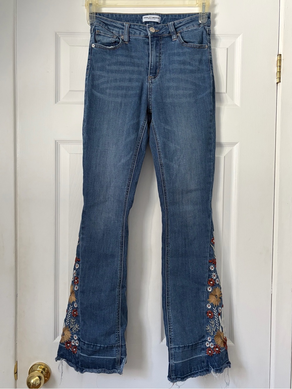 Ashley Mason Flare Y2K Jeans Cactus Desert Themed Floral Embroidery Size 27